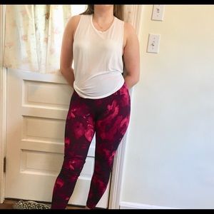 Old navy pink yoga pants